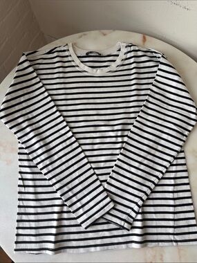 Zara Striped Long Sleeve Crewneck Top - Black & White